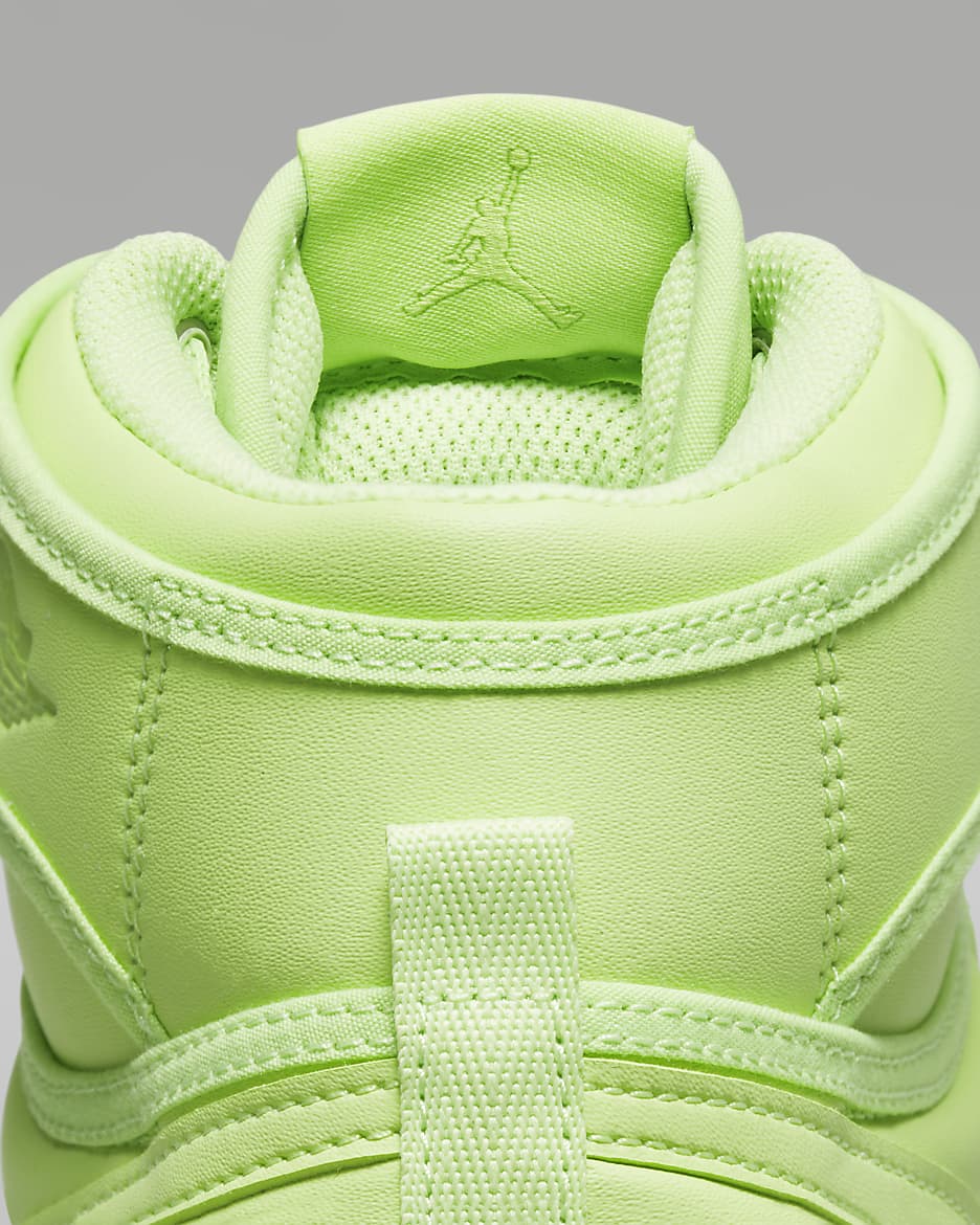 Billie eilish neon green shoes hot sale